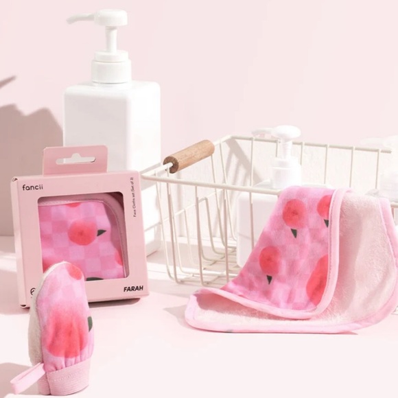 NWT fancii Face Cloth Set (set of 3) - Picture 2 of 7